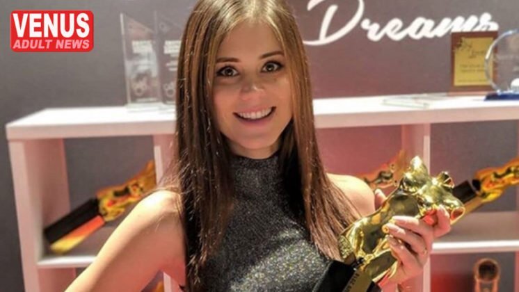 zwei-neue-filme-von-avn-award-gewinnerin-little-caprice-venus-adult-news