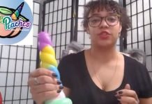 Split Peaches Impresses The Rocket Review Audience with a Show and Tell