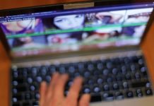 War On Porn: French NGOs Sue ISPs To Block Access To Adult Entertainment porn censored internet