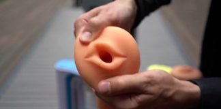 Blowjob Toy Autoblow Now With Voice Control Autoblow